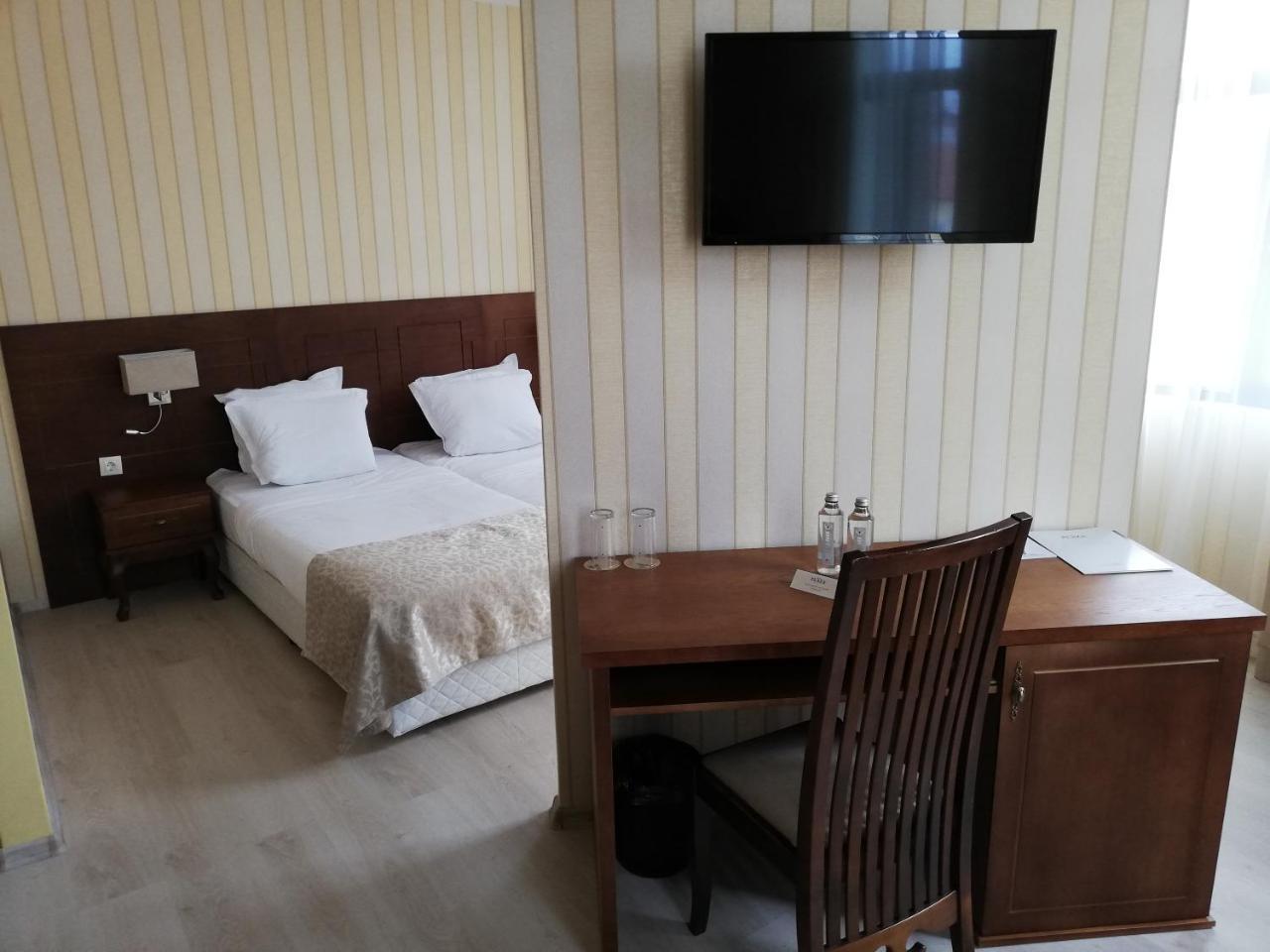Hotel Plaza Burgas Exterior photo